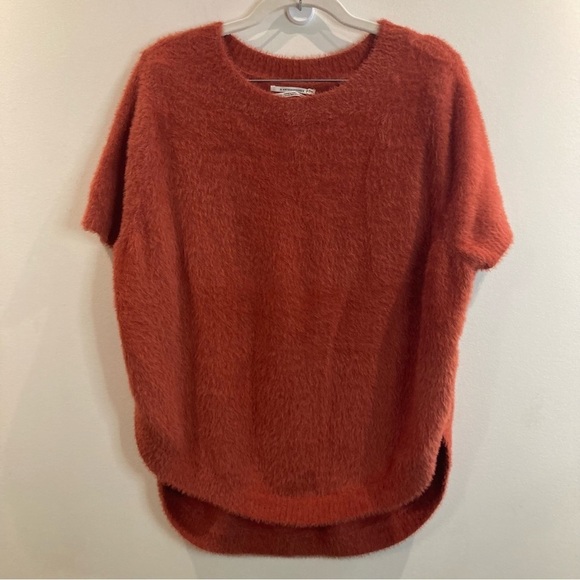 ANTHROPOLOGIE Sz XS Oversized Fuzzy Crew Neck Back Pleat Super Soft Sweater - Picture 1 of 11
